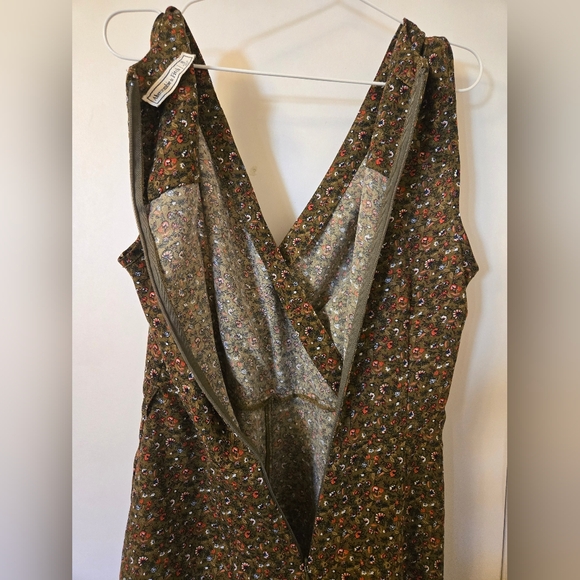 Abercrombie‎ & Fitch Olive Green Floral Sleeveless V-neck Romper - Picture 7 of 7